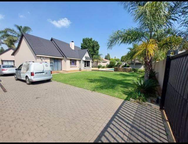5 BEDROOM HOUSE FOR SALE IN TERENURE
